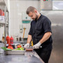 Comment aménager une cuisine de restaurant performante sans sacrifier l’ergonomie ?