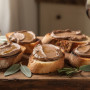 Crostini toscans au foie de volaille : la recette d&rsquo;origine