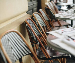 chaise bistrot parisien