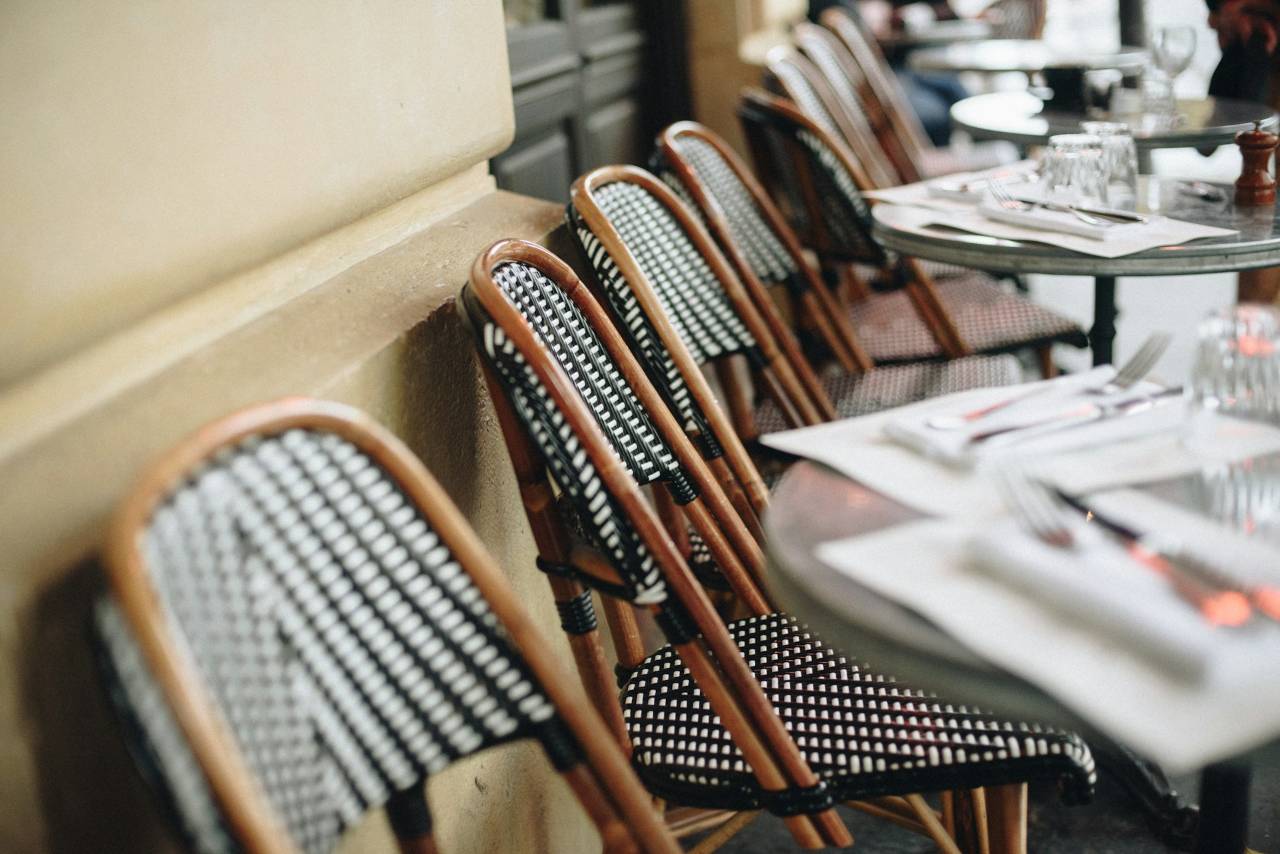 chaise bistrot parisien